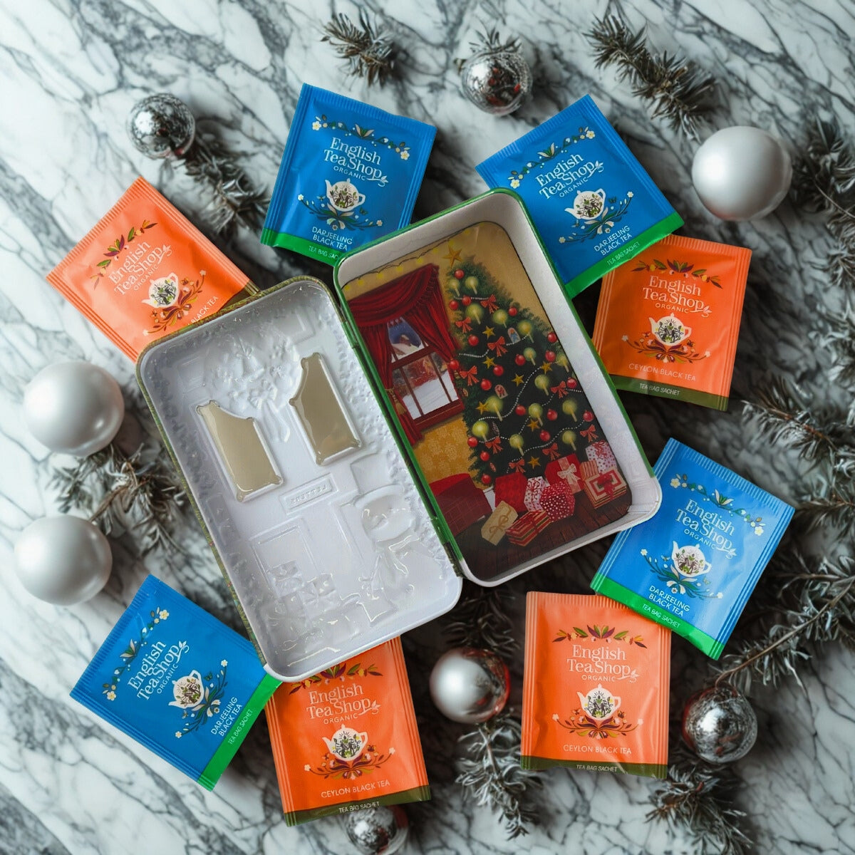 【公式】クリスマス・ドア・リース缶 グリーン  2種アソート (18袋入り) / セイロンブラックティー＆ ダージリン 紅茶  ギフト 紅茶缶 クリスマス オーガニック 有機JAS