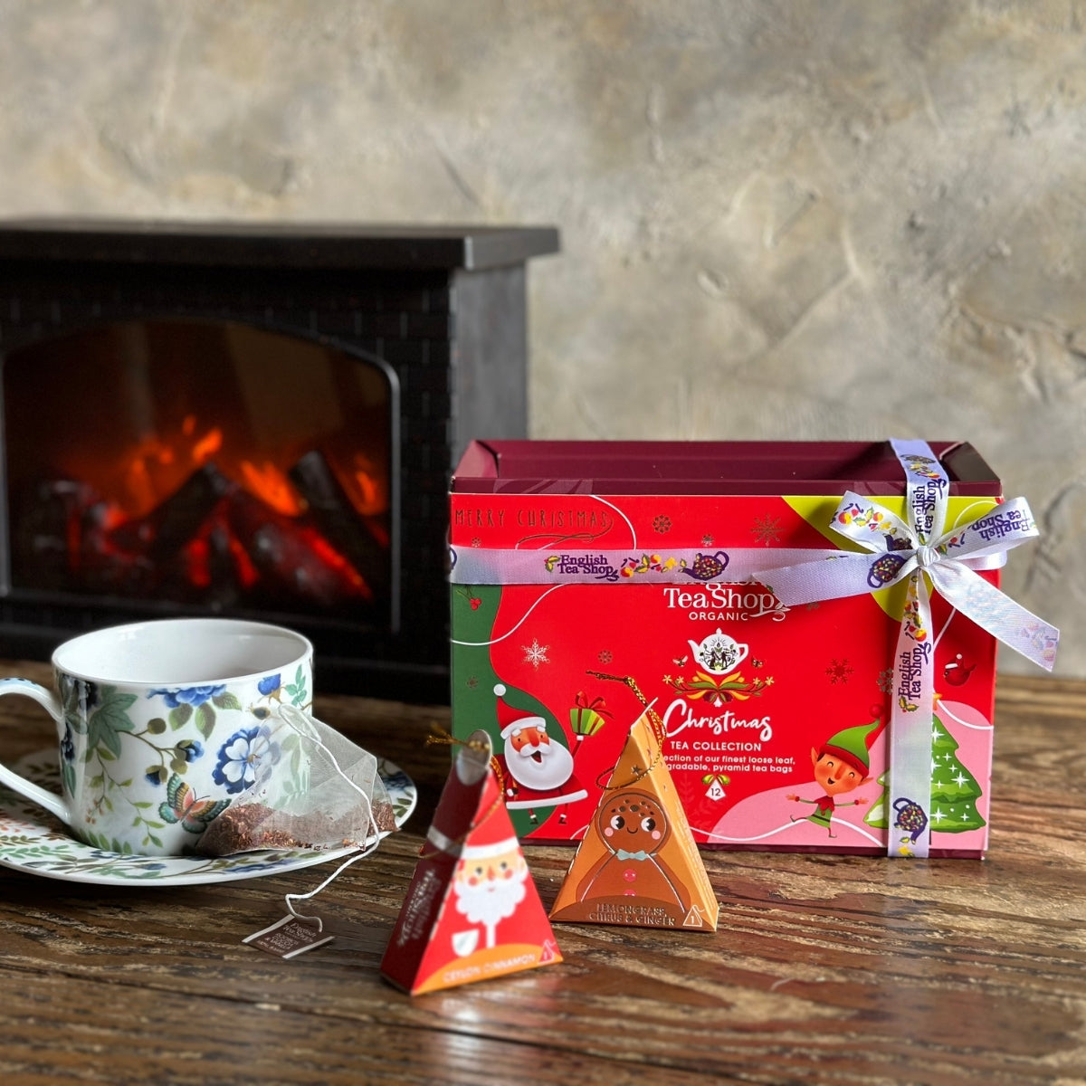 【公式】エクスクルーシブ・ホリディレッドサンタ 6種アソート (12袋入り) / 紅茶 スパイス ハーブティー フレーバーティー ギフト オーガニック 有機JAS クリスマス XMAS