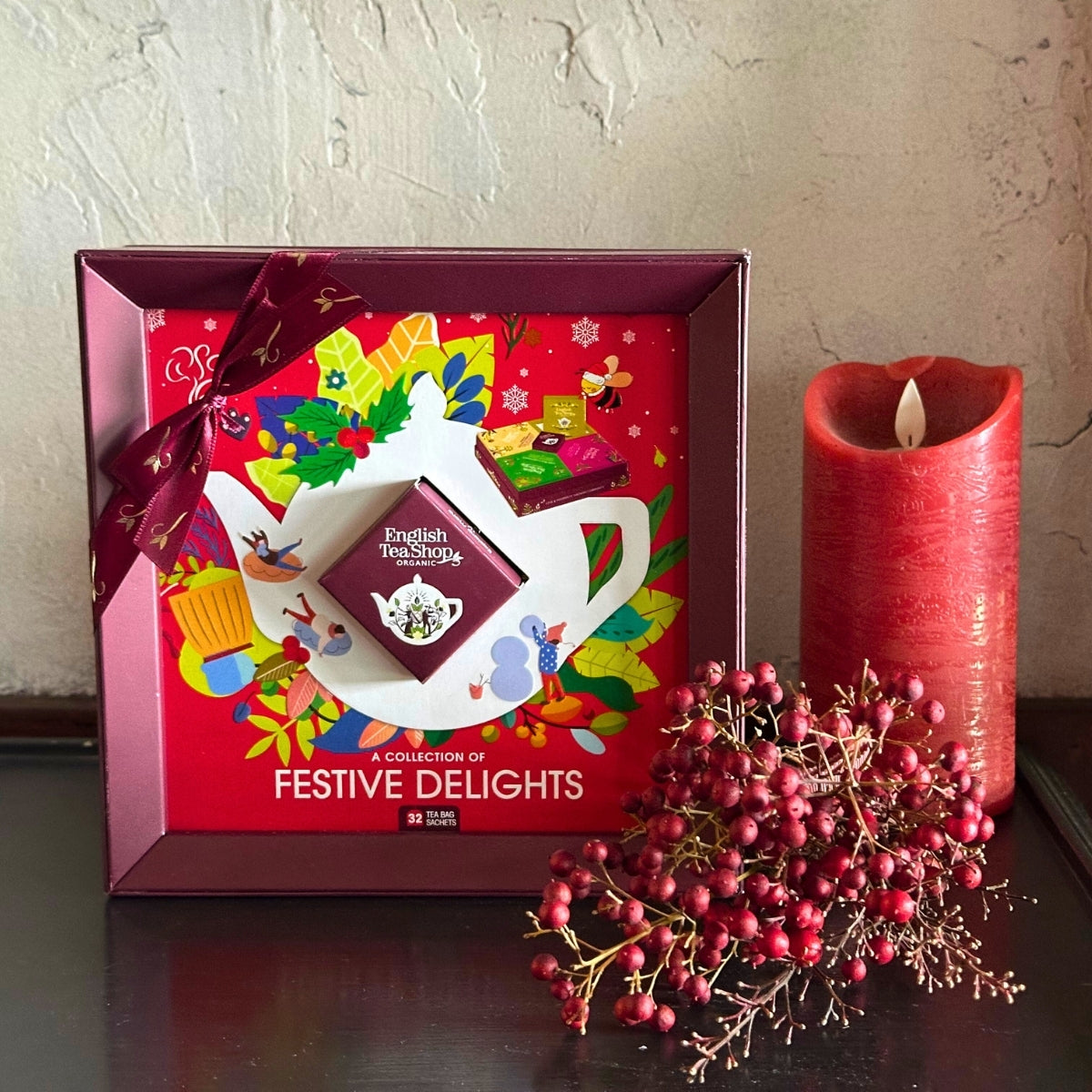 【公式】ホリデー・デライツ・レッド ４種アソート (32袋入り)  /  有機紅茶、有機緑茶、有機ルイボスティー、有機ハーブティー  フレーバーティー ギフト クリスマス オーガニック 有機JAS